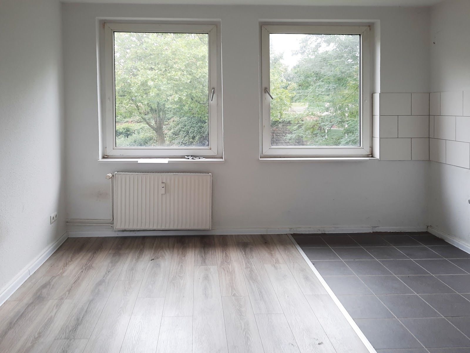 Wohnung zur Miete 358 € 2 Zimmer 59,7 m²<br/>Wohnfläche 1.<br/>Geschoss Koopmannstraße 83 Obermeiderich Duisburg 47138