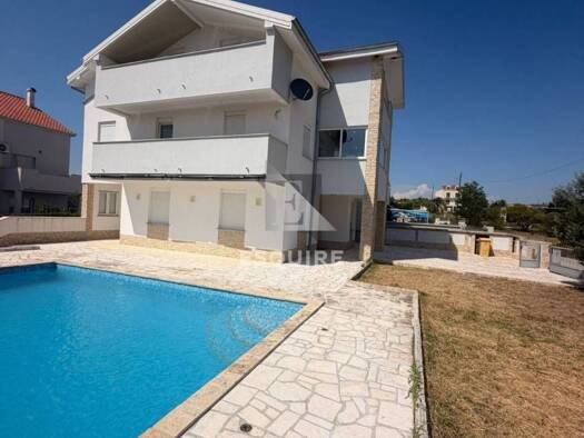 Haus zum Kauf 449.000 € 24 Zimmer 540 m² Donja Jagodnja, Polaca Polača
