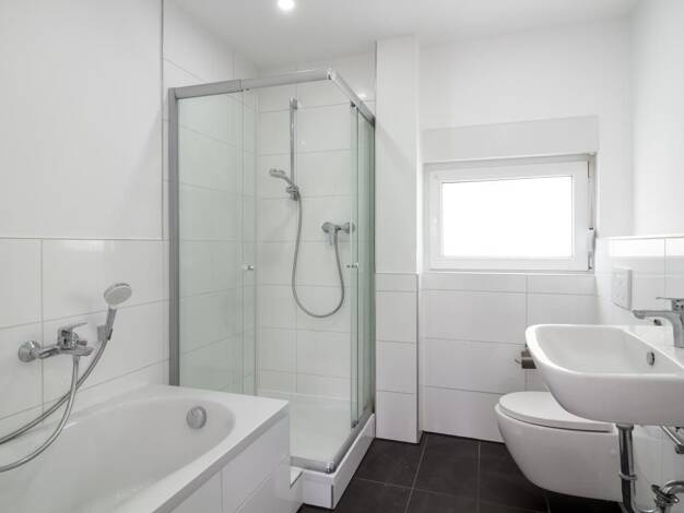 Mehrfamilienhaus zum Kauf provisionsfrei 335.000 € 8 Zimmer 169,8 m² 243 m² Grundstück frei ab sofort Ehrang Trier 54293