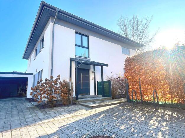 Einfamilienhaus zum Kauf 1.250.000 € 6 Zimmer 210 m² 833 m² Grundstück frei ab 01.03.2026 Groß Glienicke Potsdam 14476