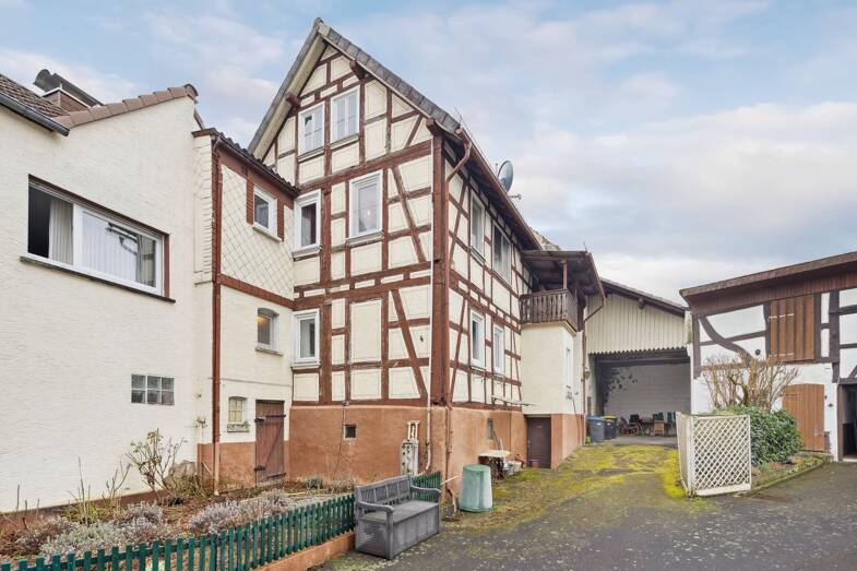 Einfamilienhaus zum Kauf 109.000 € 4,5 Zimmer 121,7 m² 249 m² Grundstück Groß-Eichen Mücke 35325