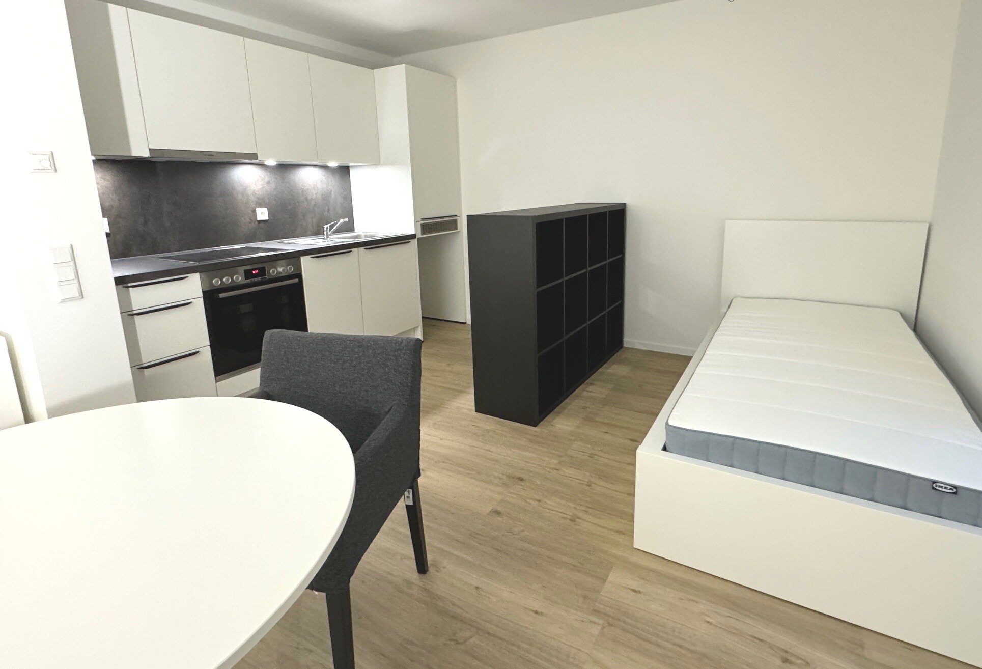 Wohnung zur Miete 701 € 1 Zimmer 29,8 m²<br/>Wohnfläche 1.<br/>Geschoss ab sofort<br/>Verfügbarkeit Kunigundenstraße 9 St. Leonhard Nürnberg 90439