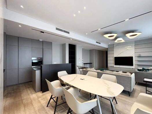 Wohnung zur Miete 780 € 4 Zimmer 111 m² 1. Geschoss frei ab sofort Bodmanstraße 24 Kempten Kempten (Allgäu) 87435