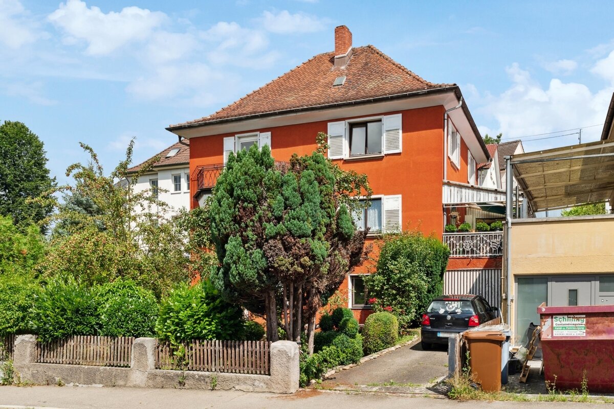 Mehrfamilienhaus zum Kauf 349.000 € 8 Zimmer 183 m²<br/>Wohnfläche 440 m²<br/>Grundstück Tuttlingen Tuttlingen 78532