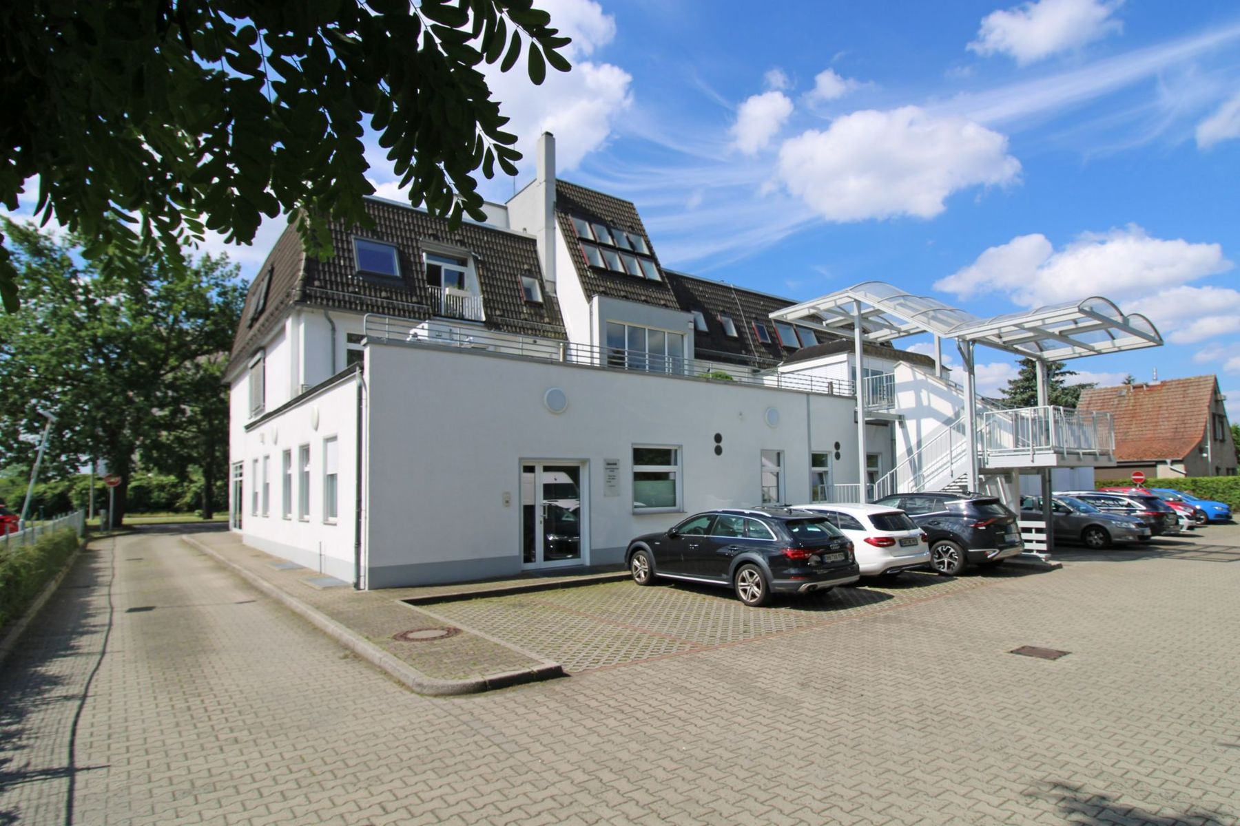 Bürogebäude zum Kauf als Kapitalanlage geeignet 2.789 € 2.300,2 m²<br/>Grundstück Eiche Ahrensfelde 16356