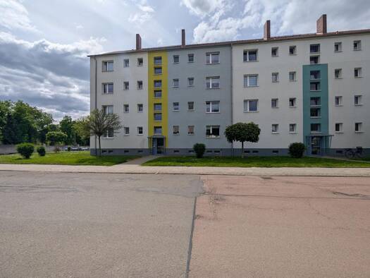 Wohnung zum Kauf 39.900 € 4 Zimmer 64 m² Aschersleben 06449