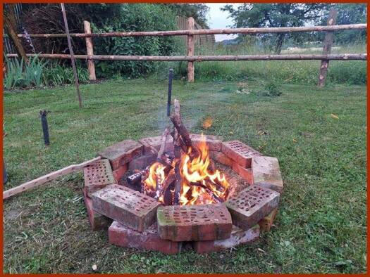 Einfamilienhaus zum Kauf 159.000 € 4 Zimmer 130 m² 1.252 m² Grundstück Giggling Pilsach 92367