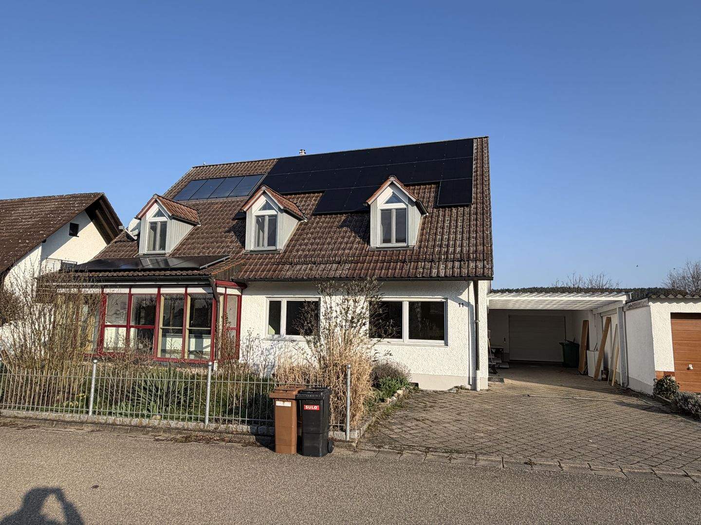 Immobilie in Herrieden - Sofort einziehen & Wohlfühlen – Modernes Zweifamilienhaus in Herrieden-Rauenzell - Bild 1