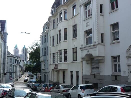 Wohnung zur Miete 670 € 3 Zimmer 90 m² Geschoss 2/4 frei ab sofort Sonntagstraße 38 Barmen Wuppertal 42275
