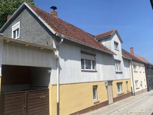 Stadthaus zum Kauf 105.000 € 8 Zimmer 158 m² 504 m² Grundstück frei ab 01.01.2026 Königsee 07426