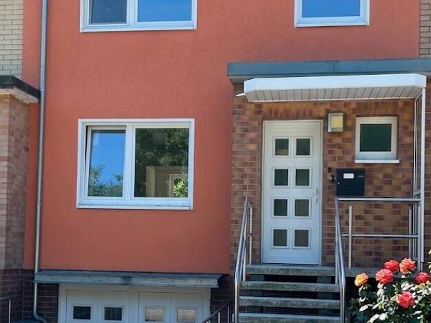 Reihenhaus zum Kauf 220.000 € 4 Zimmer 110 m² 258 m² Grundstück frei ab 01.09.2027 Knieper West Stralsund 18435