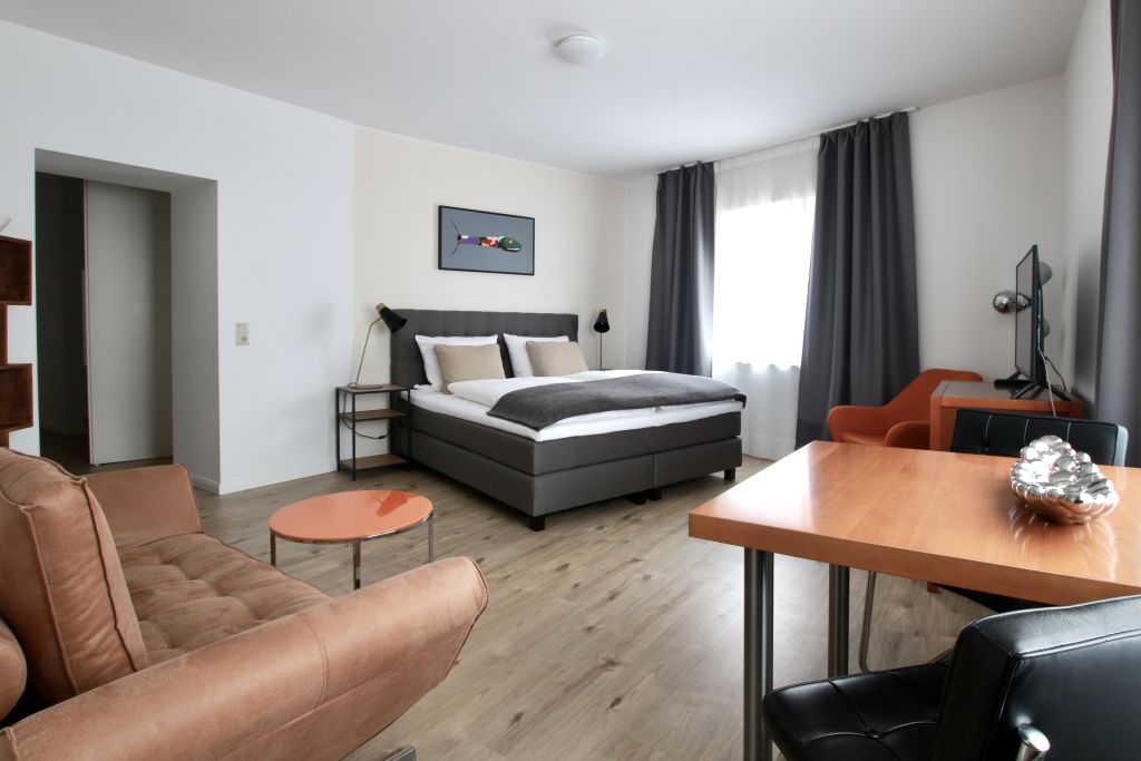 Wohnung zur Miete Wohnen auf Zeit 2.180 € 1 Zimmer 37 m²<br/>Wohnfläche 30.09.2024<br/>Verfügbarkeit Bismarckstraße Neustadt - Nord Köln 50672