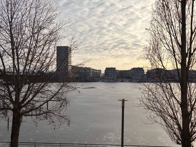 Studio zum Kauf 355.000 € 3 Zimmer 76,3 m² frei ab sofort Sigmund-Bergmann-Straße 30 Spandau Berlin 13587