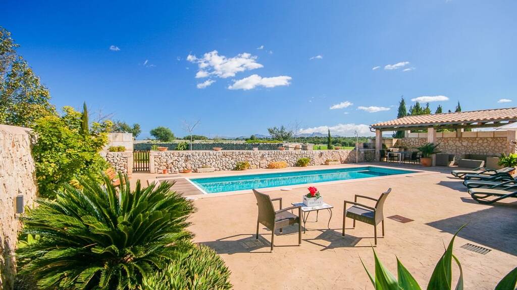 Villa zur Miete 3.000 € 3 Zimmer 100 m² 500 m² Grundstück Santa Margalida 07450