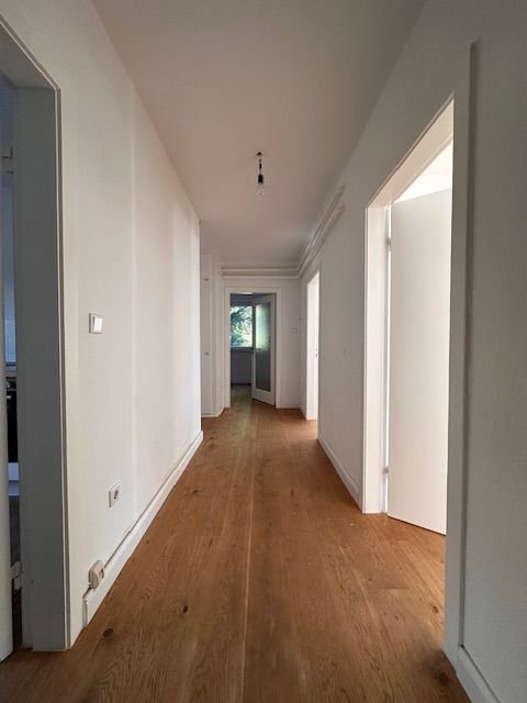 Wohnung zur Miete 950 € 3 Zimmer 75,2 m²<br/>Wohnfläche 3.<br/>Geschoss ab sofort<br/>Verfügbarkeit Wedel 22880