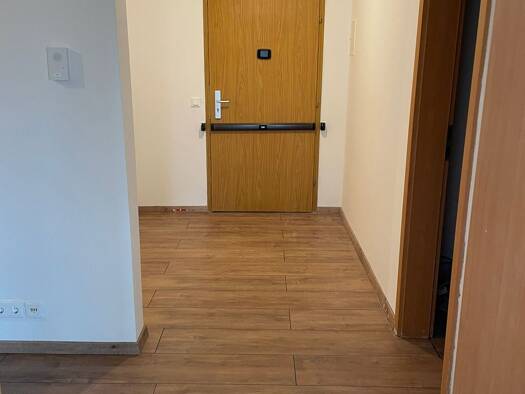 Wohnung zur Miete 1.250 € 3 Zimmer 85,3 m² Geschoss 4/6 frei ab sofort Fellbach 70734