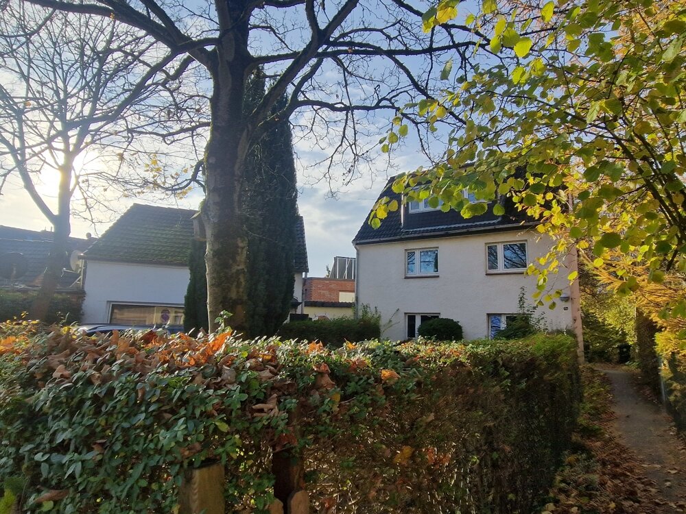 Mehrfamilienhaus zum Kauf 695.000 € 209 m²<br/>Wohnfläche 391 m²<br/>Grundstück Niendorf Hamburg-Groß Borstel 22453