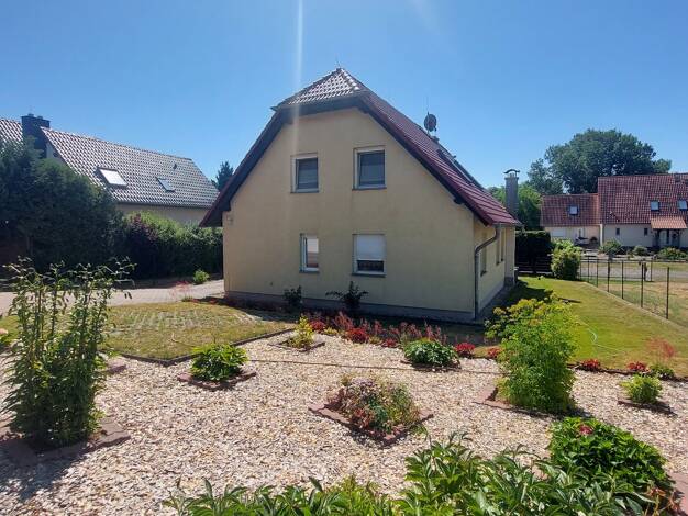 Einfamilienhaus zum Kauf 289.500 € 5 Zimmer 124,8 m² 1.138 m² Grundstück Groß Döbbern Neuhausen OT Groß Döbbern 03058