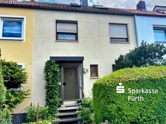 Reihenmittelhaus zum Kauf 420.000 € 5 Zimmer 113 m²<br/>Wohnfläche 204 m²<br/>Grundstück Burgfarrnbach 92 Fürth 90768