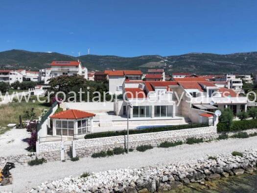 Villa zum Kauf 1.400.000 € 4 Zimmer 164 m² 723 m² Grundstück Kaštel Sućurac 21212