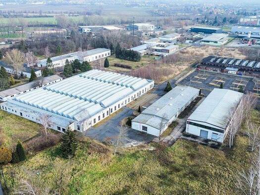 Lagerhalle zum Kauf 3.500.000 € 11.000 m² Lagerfläche Coswig 01640