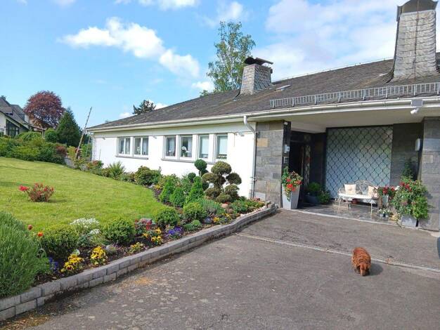 Doppelhaushälfte zum Kauf provisionsfrei 580.000 € 8 Zimmer 430,8 m² 1.684,9 m² Grundstück Bullay 56859