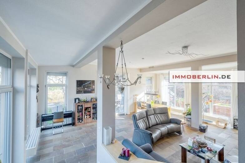 Haus zum Kauf 949.000 € 6 Zimmer 198 m² 1.001 m² Grundstück Stahnsdorf Stahnsdorf 14532