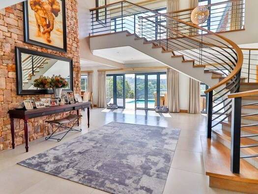 Haus zum Kauf 747.500 € 7 Zimmer 960 m² 8.182 m² Grundstück Kloof 3625