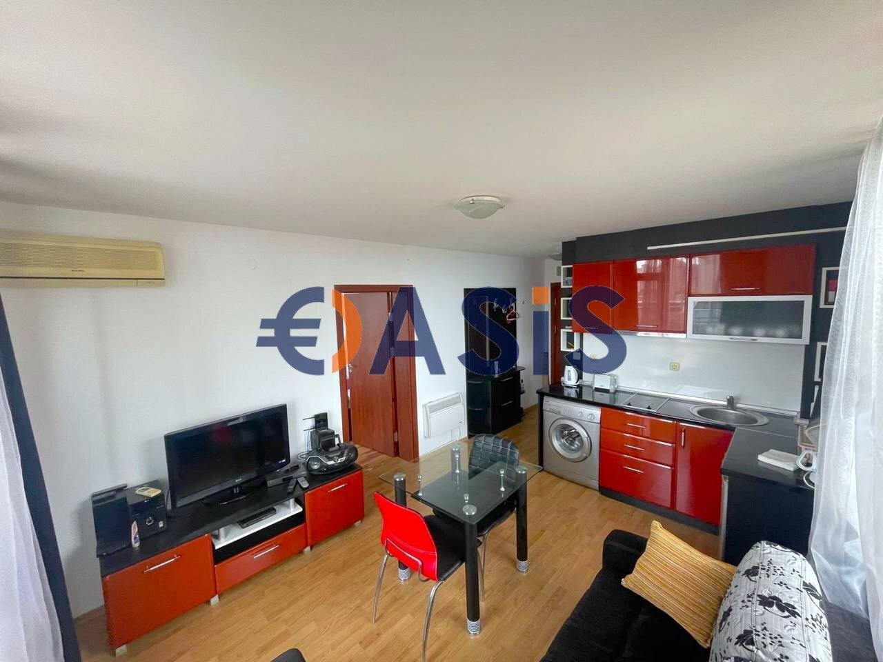 Studio zum Kauf provisionsfrei 70.900 € 2 Zimmer 70 m²<br/>Wohnfläche 5.<br/>Geschoss ulica Yug 57 Saint Vlas 8256