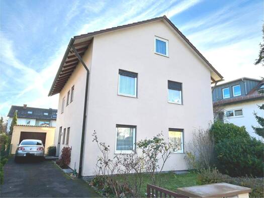 Mehrfamilienhaus zum Kauf 955.000 € 8 Zimmer 170 m² 736 m² Grundstück frei ab 01.02.2026 St. Georgen Freiburg 79111