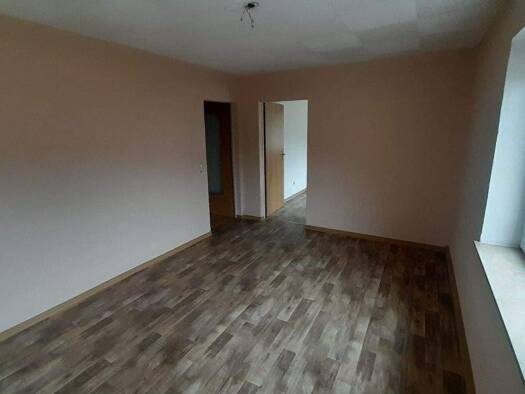 Wohnung zur Miete 270 € 3 Zimmer 47,5 m² 2. Geschoss frei ab sofort Heinrichsort Lichtenstein 09350