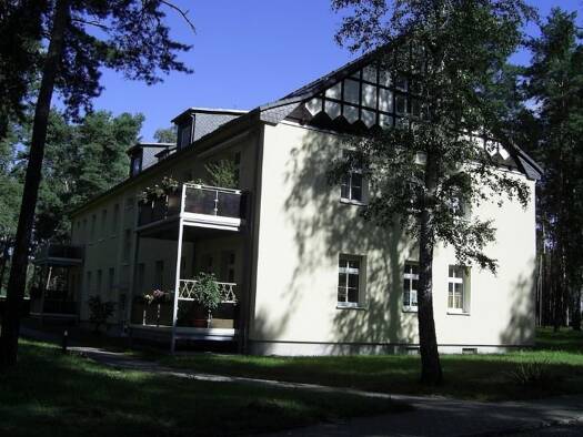 Wohnung zur Miete 245 € 2 Zimmer 33,9 m² 1. Geschoss Heideparkallee 4 Roßlau Dessau-Roßlau 06862