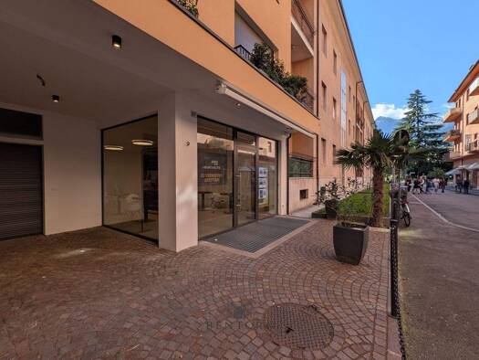 Bar/Café zur Miete 2.200 € Meran 39012
