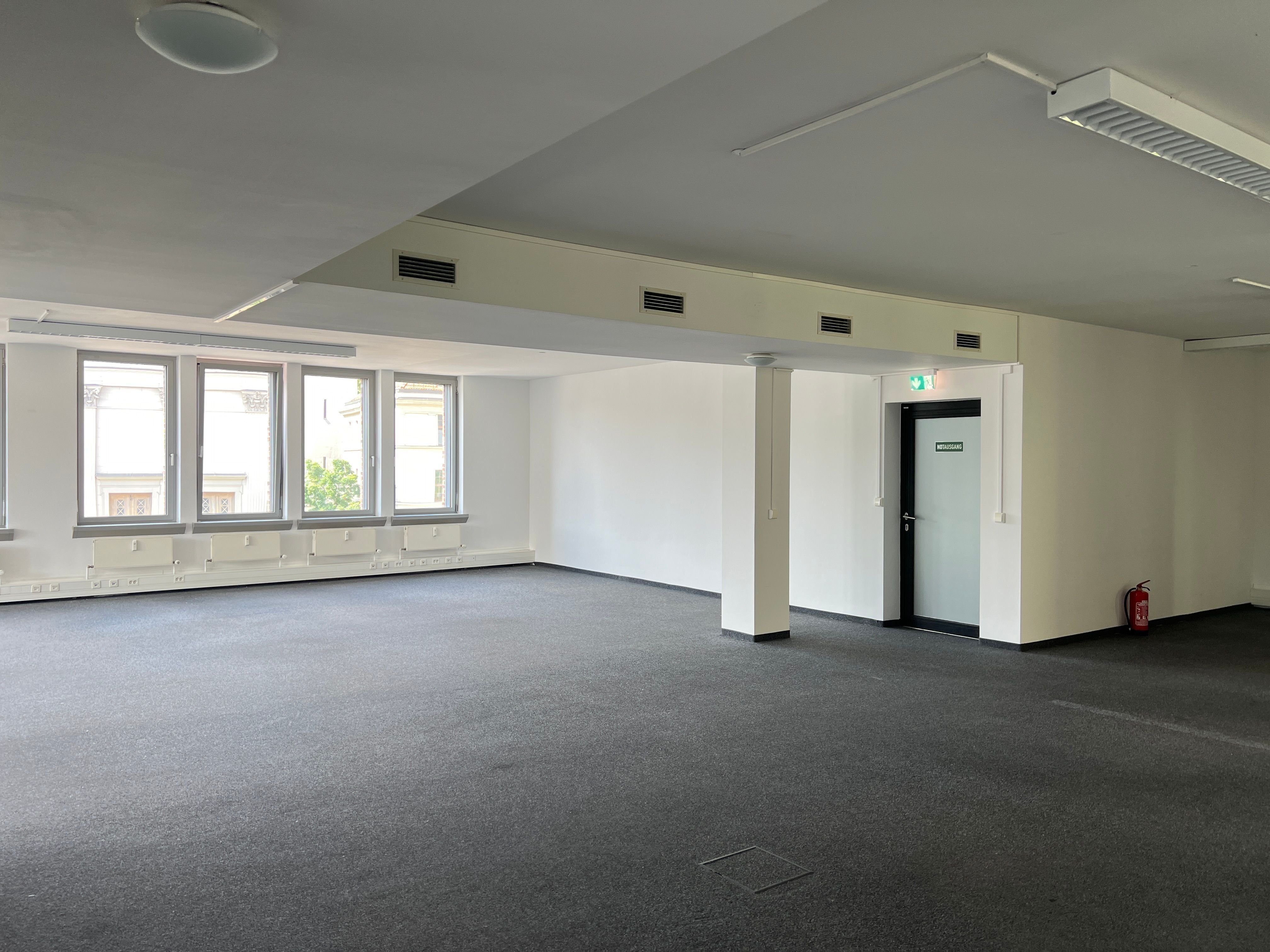 Büro-/Praxisfläche zur Miete provisionsfrei 5.221 € 290 m²<br/>Bürofläche Prinzenallee Gesundbrunnen Berlin 13357