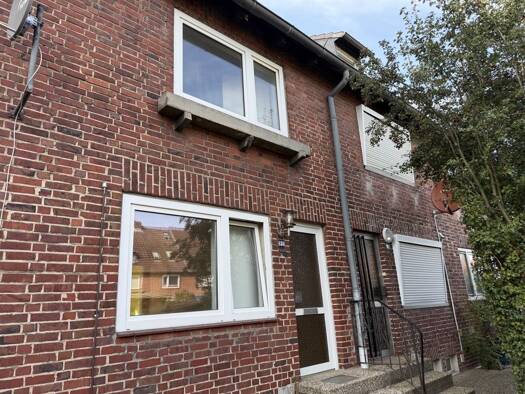 Reihenmittelhaus zum Kauf 150.000 € 4 Zimmer 90 m² 140 m² Grundstück frei ab sofort Elmschenhagen-Nord Kiel 24147