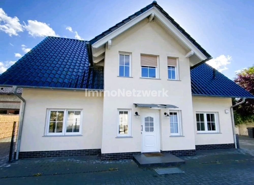 Einfamilienhaus zum Kauf 798.000 € 7 Zimmer 198 m²<br/>Wohnfläche 912 m²<br/>Grundstück Wensickendorf Wensickendorf / Oranienburg Süd 16515