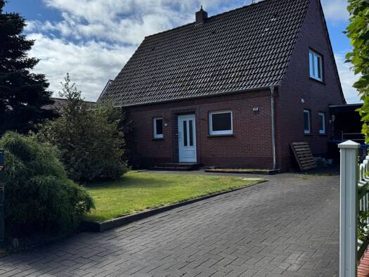 Einfamilienhaus zur Miete 1.200 € 5 Zimmer 140 m² 750 m² Grundstück frei ab 01.10.2026 Warsingsfehn Moormerland 26802