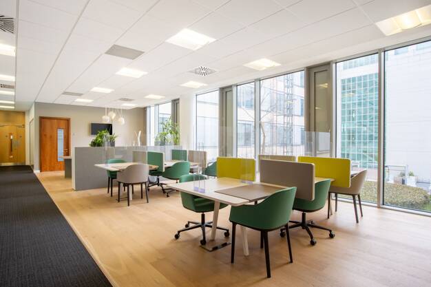 Bürofläche zur Miete provisionsfrei 209 € 30 m² Bürofläche teilbar von 10 m² bis 30 m² Carl-Benz-Str. 9-11 Schwetzingen 68723