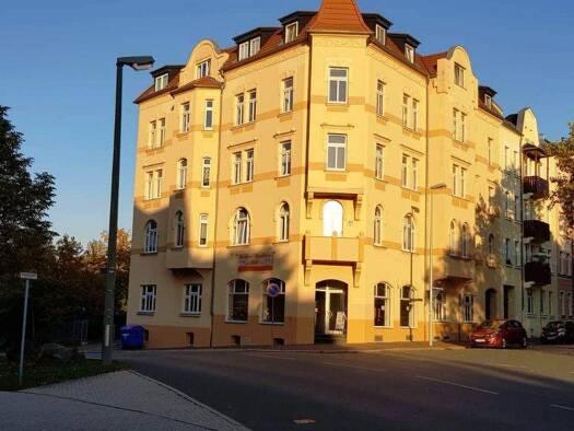 Wohnung zur Miete 780 € 4 Zimmer 98 m² frei ab sofort Gerhart-Hauptmann-Straße 1 Innenstadt Gera 07546