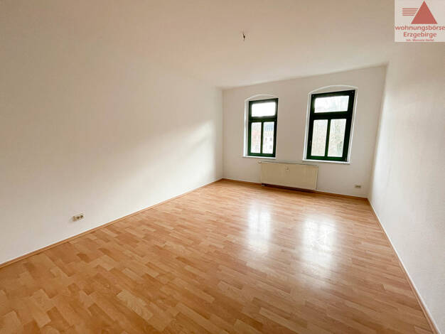 Wohnung zur Miete 362 € 2 Zimmer 67 m² EG Alfred-Brodauf-Straße 26 Aue 08280