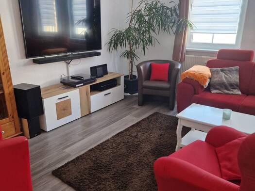 Wohnung zur Miete 750 € 4 Zimmer 83 m² 2. Geschoss frei ab 01.10.2026 Schwanitzstraße 13 Ilmenau Ilmenau 98693