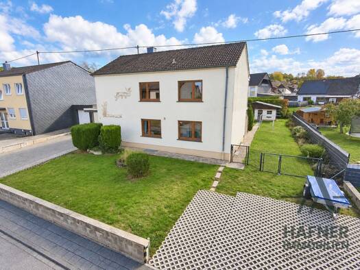 Einfamilienhaus zum Kauf 298.000 € 7 Zimmer 188 m² 902 m² Grundstück Herforst 54662