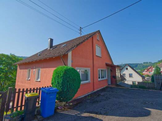 Mehrfamilienhaus zum Kauf 195.000 € 9 Zimmer 195 m² 716 m² Grundstück Epfendorf Epfendorf 78736