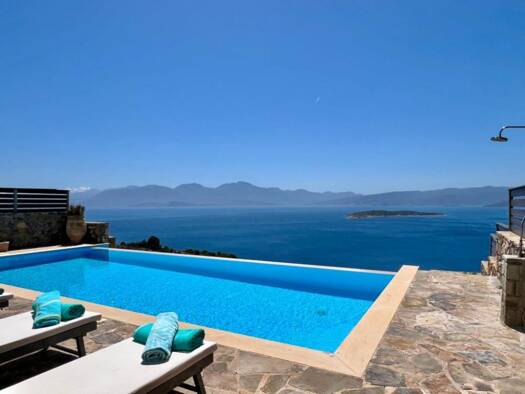 Haus zum Kauf 995.000 € 6 Zimmer 250 m² 2.500 m² Grundstück Kreta Municipality of Agios Nikolaos 721 00