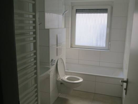 Wohnung zur Miete 795 € 3 Zimmer 68,5 m² Geschoss 1/4 frei ab sofort Altstadt Würzburg 97070