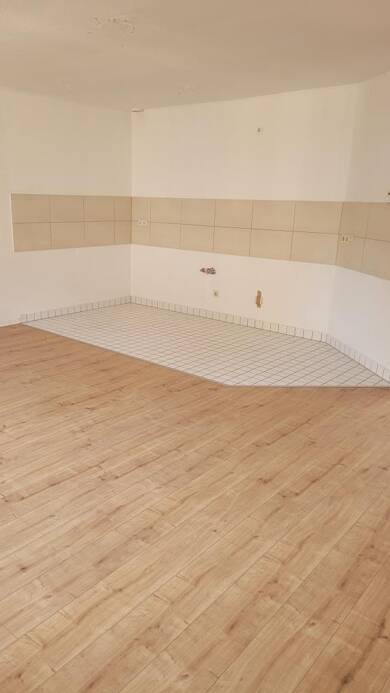 Wohnung zur Miete 590 € 3 Zimmer 79,5 m² 3. Geschoss Richard-Wagner-Straße 1 Giebichenstein Halle (Saale) 06114