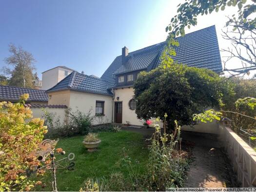 Einfamilienhaus zum Kauf 490.000 € 240 m² 1.100 m² Grundstück Radeberg Radeberg 01454