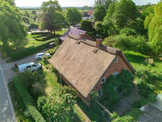 Einfamilienhaus zum Kauf 798.000 € 10 Zimmer 209 m² 1.418 m² Grundstück Groß Timmendorf 23669