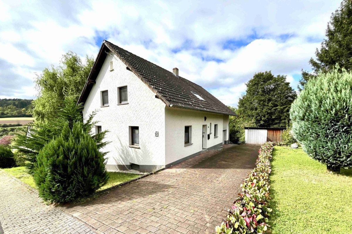 Einfamilienhaus zum Kauf 220.000 € 6 Zimmer 144 m²<br/>Wohnfläche 1.092 m²<br/>Grundstück Philippsheim 54662