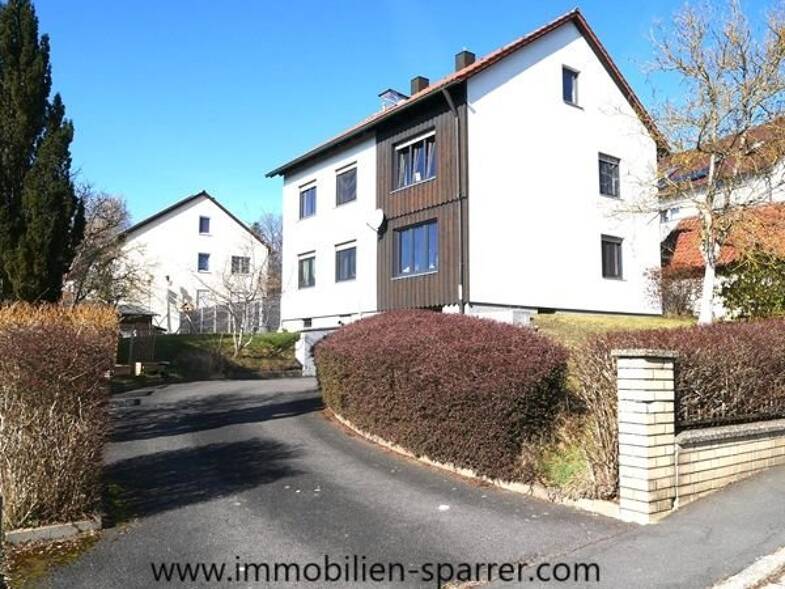 Haus zum Kauf 299.000 € 6 Zimmer 140,6 m² 855 m² Grundstück Neualbenreuth Neualbenreuth 95698